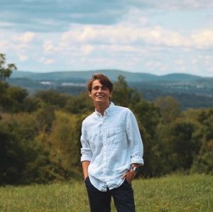 Meet your Posher, Max